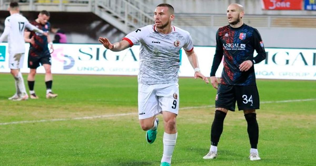 Con La Torre,  Flamurtari empató sin goles con Lushnja en el ascenso de Albania