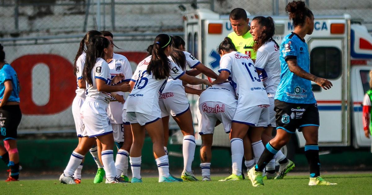 Carlos Mannucci venció a Biavo FC y sigue en la cima de la Liga Femenina