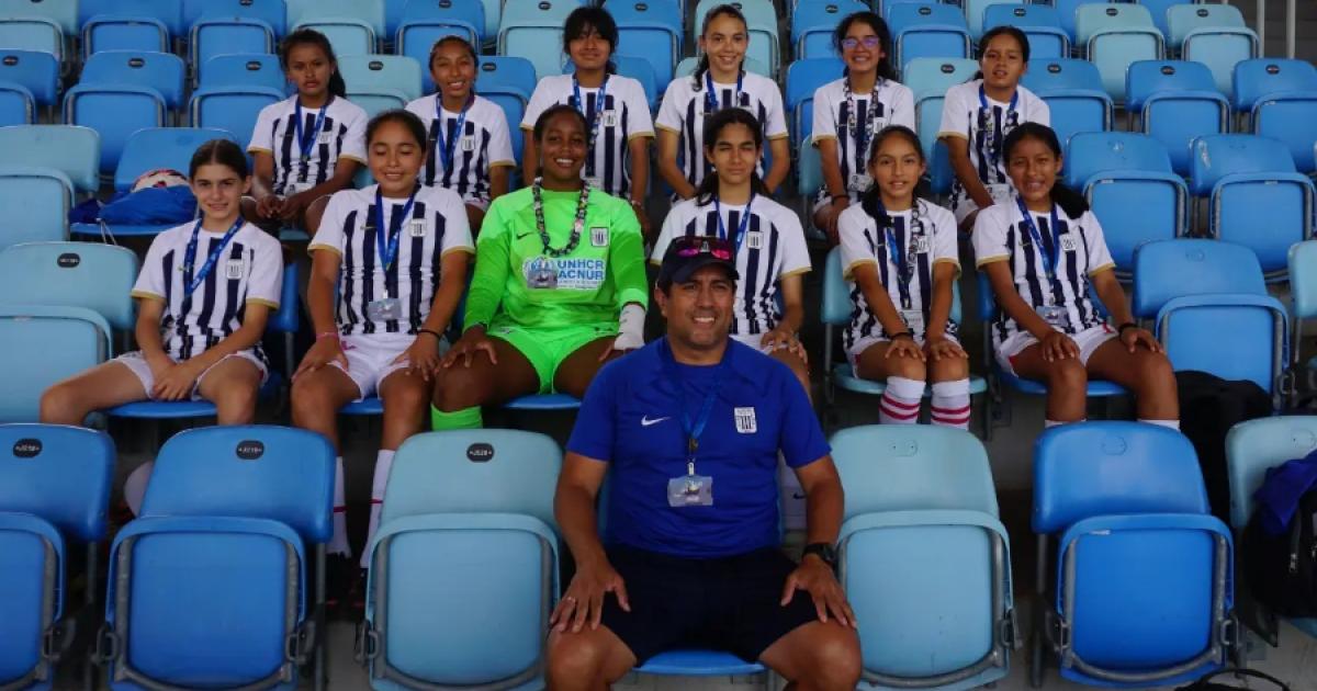 Ruiz, técnico Sub-12 de Alianza femenino: "Para todos fue una experiencia inolvidable, no cualquiera va a jugar a Brasil"