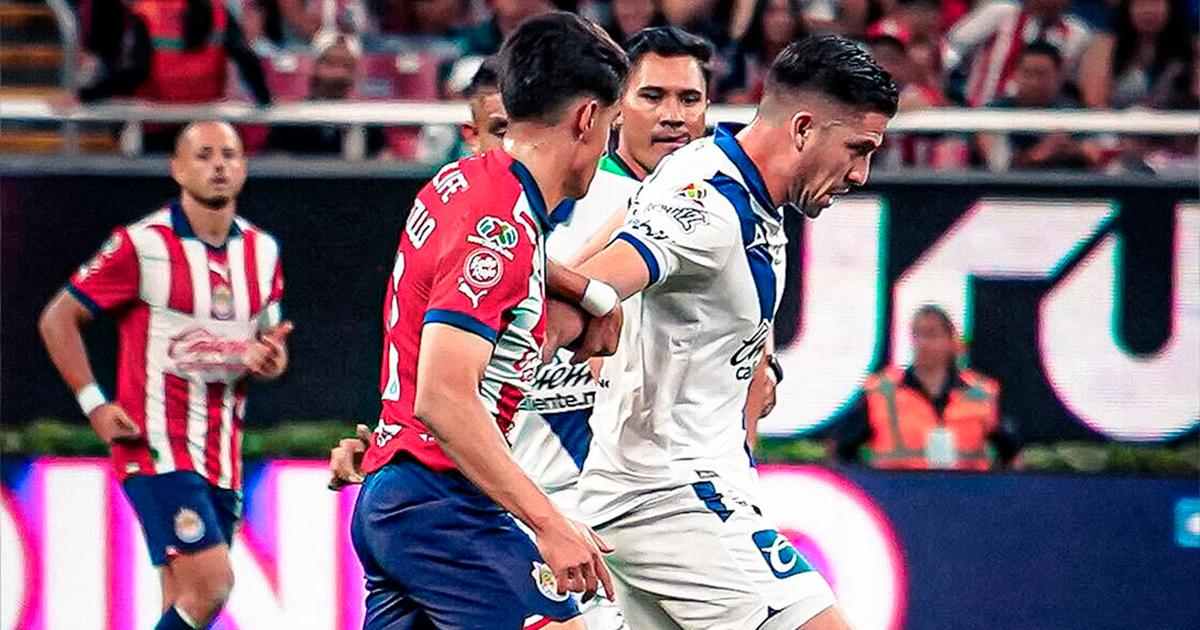 Ormeño fue titular en la caída de Puebla sobre Chivas en la Liga MX