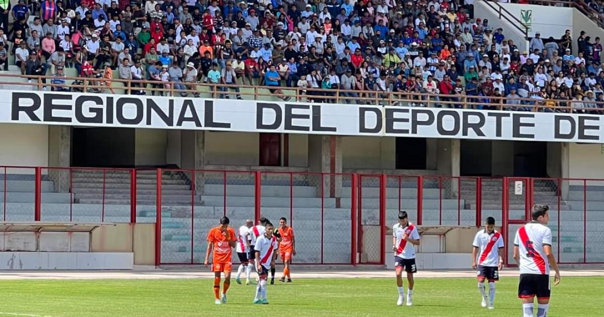 ¡Caída edil! UCV de Moquegua superó 2-0 a Municipal en Liga 2