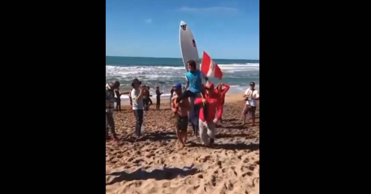 Catalina Zuriquey y Bastián Pierce se proclaman campeones juveniles en Sudamericano de Surf