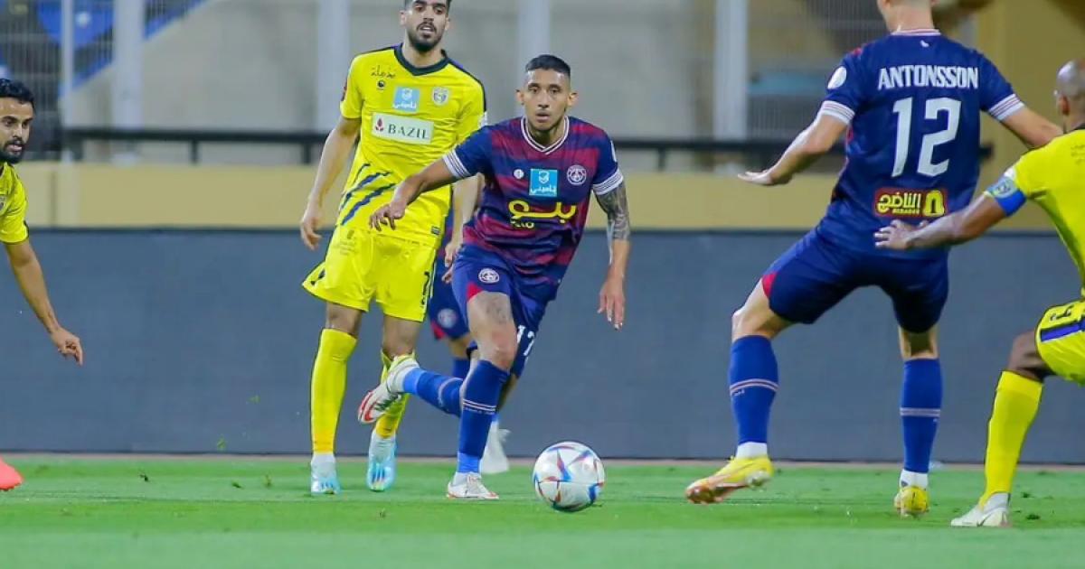 (VIDEO) Con pase-gol de Gonzáles, Al-Adalah derrotó por 2-1 a Al-Taawon