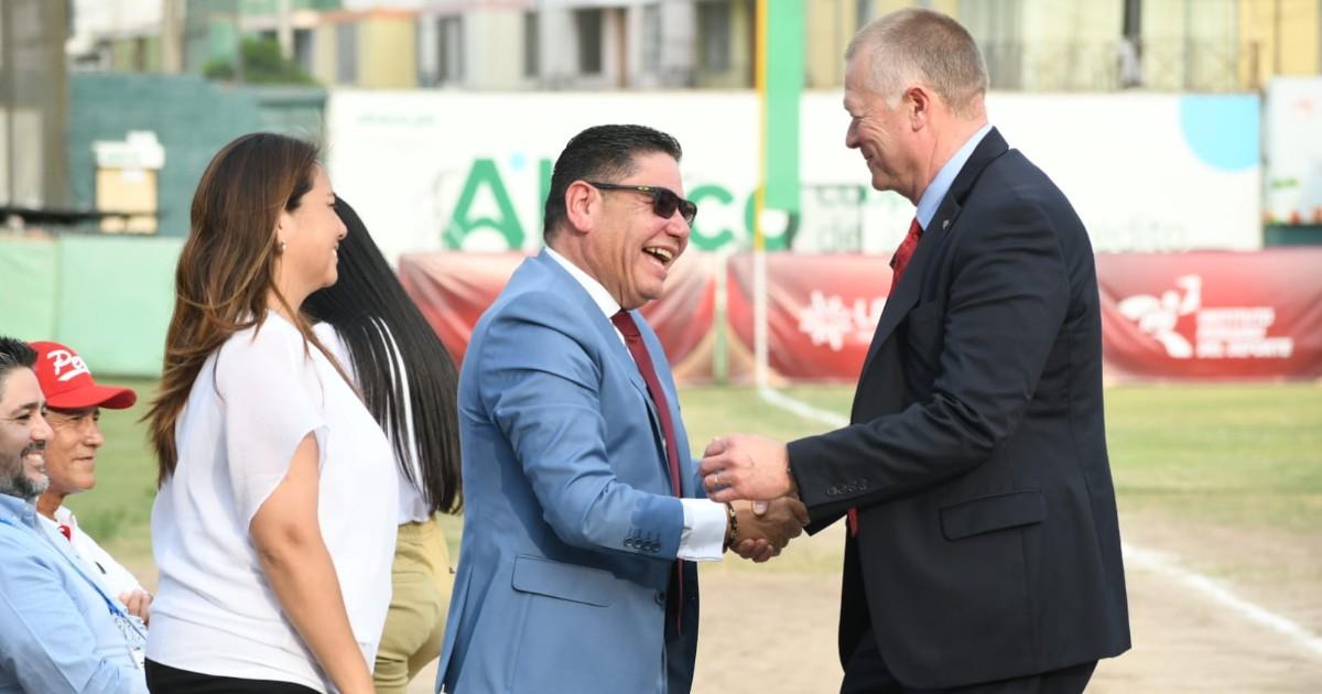 Se inauguró con éxito el I Panamericano de Softbol Femenino U15 y Perú venció 13-0 a Team de la WBSC Américas Softball