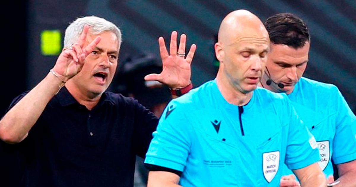 Mourinho fue castigado con cuatro partidos por la UEFA