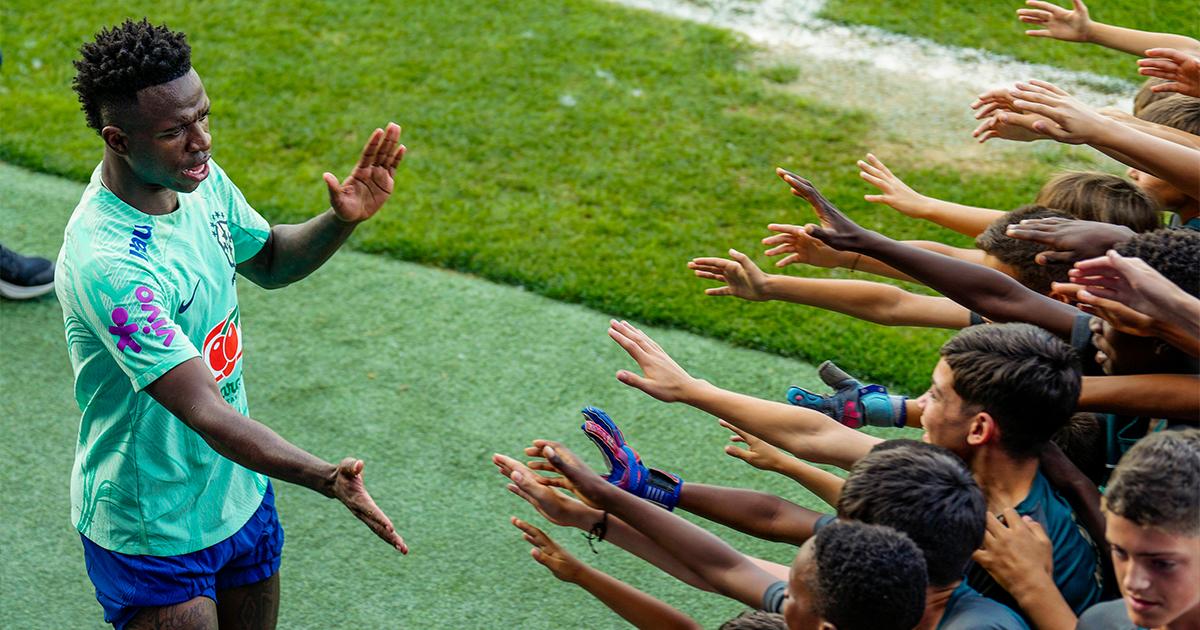 Brasil jugará completamente de negro ante Guinea como protesta contra el racismo