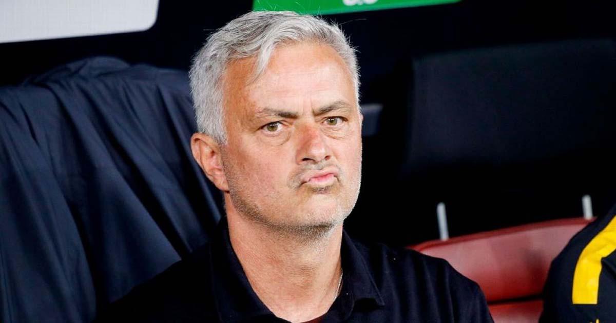 Tras castigo, Mourinho renunció al UEFA Football Board