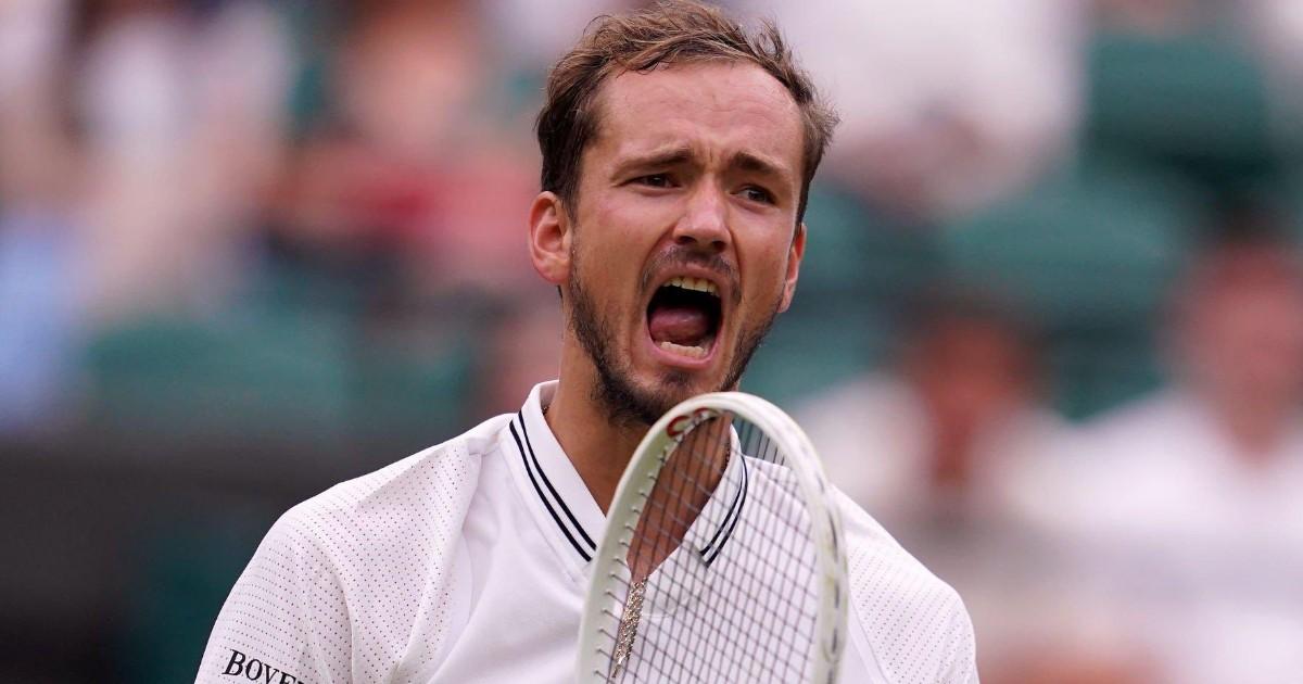 Medvedev clasificó a cuartos de final en Wimbledon