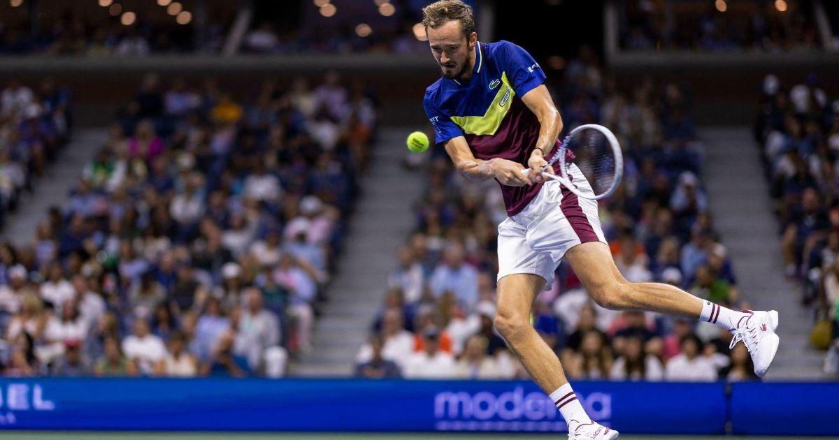 Medvedev avanzó a cuarta ronda del US Open