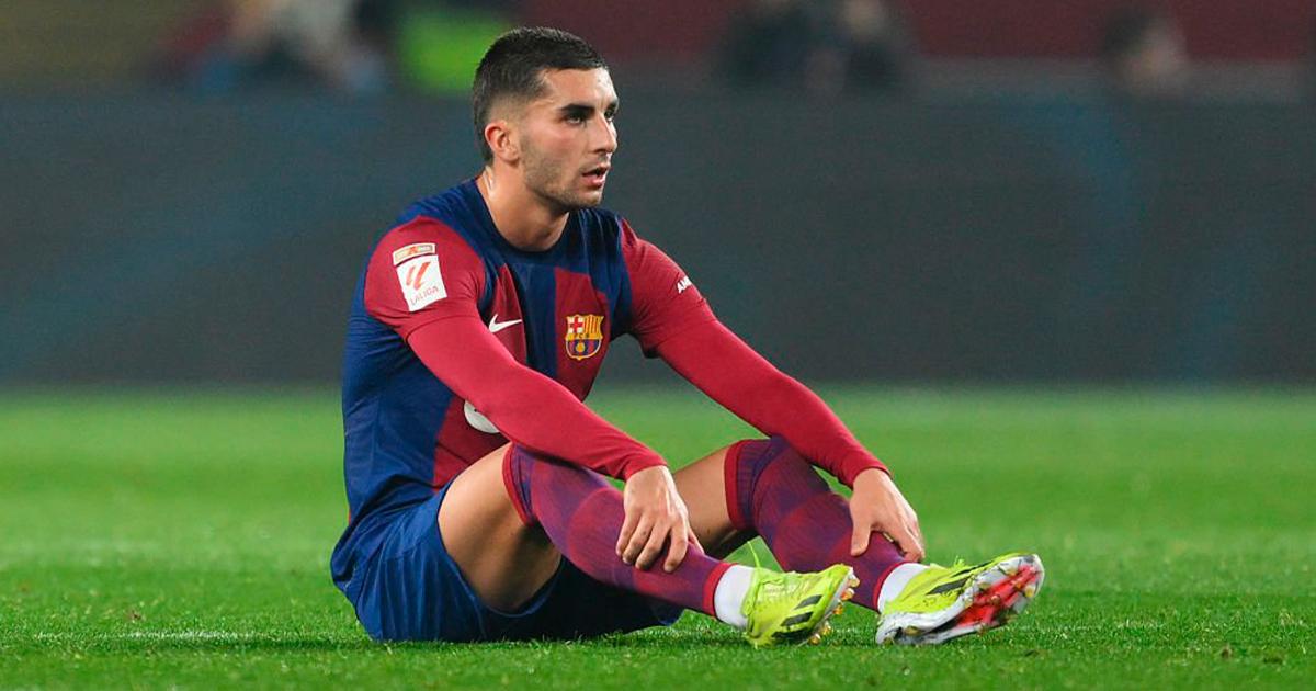 Ferrán Torres se sumó a la larga lista de bajas en Barcelona