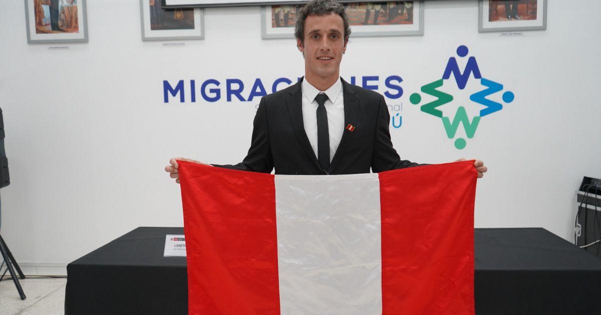 (VIDEO) Horacio Orzán obtuvo la nacionalidad peruana