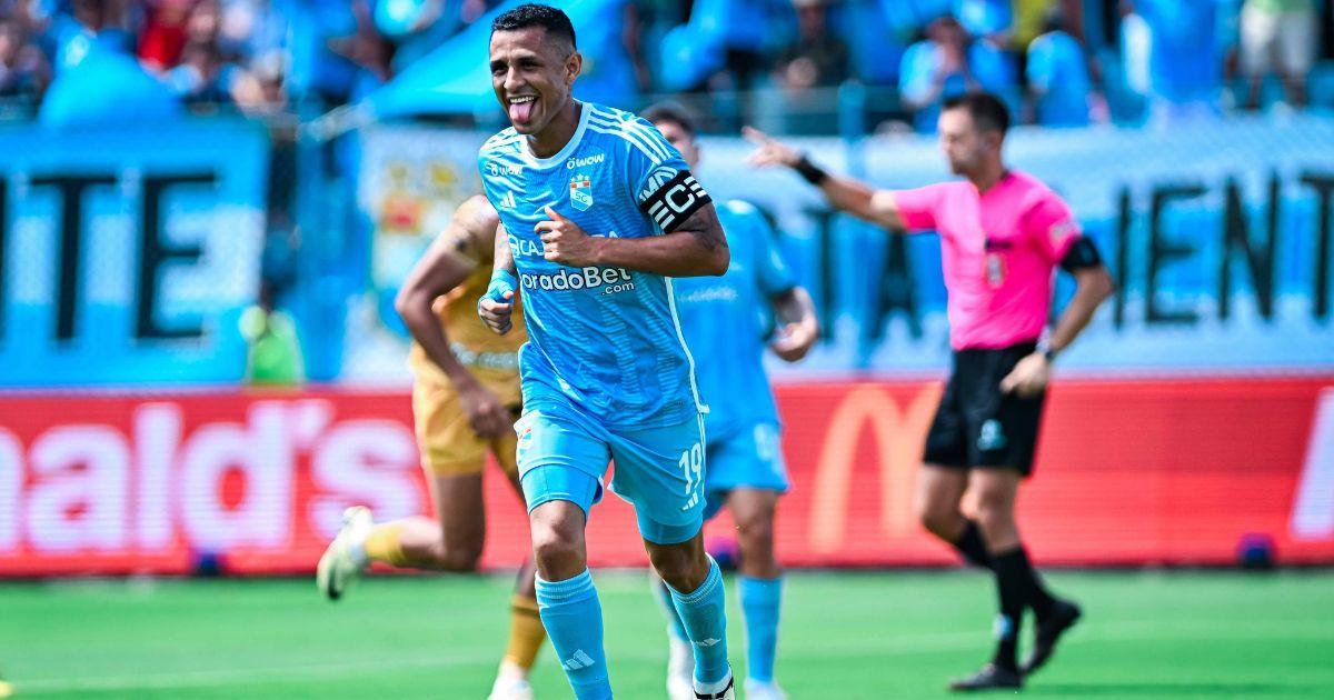 (FOTOS) Sporting Cristal venció por 2-0 a Cusco FC y sigue mandando en la tabla