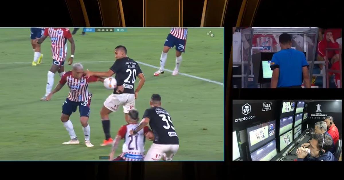 (VIDEO) VAR anuló gol de Alex  Valera ante Junior