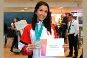 María Luisa Doig retornó al Perú luego de ganar medalla de plata en Santiago 2023